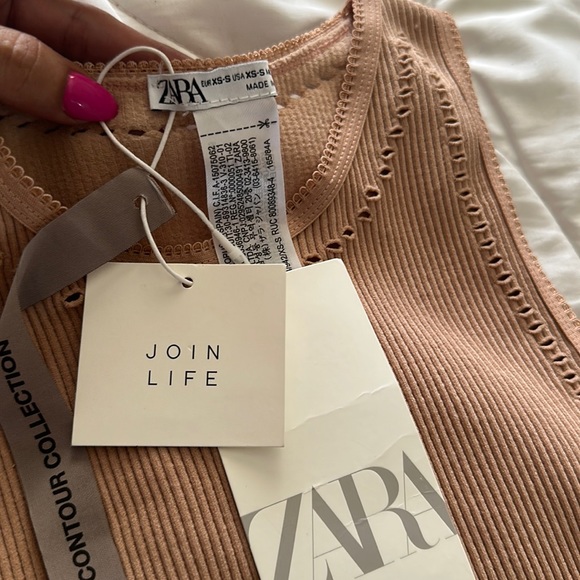 Zara Dresses & Skirts - XS-S  Zara drees